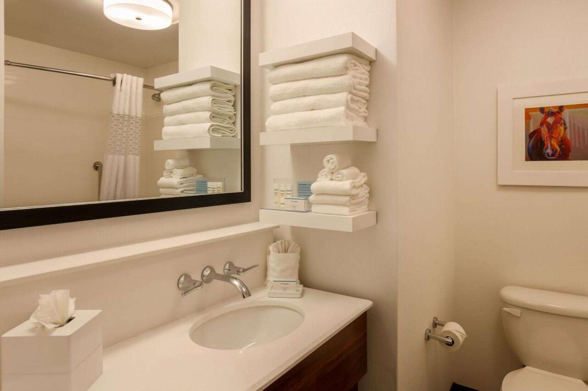Hampton Inn Memphis-Southwind Kültér fotó